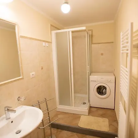 Da Anastasia أورفييتو